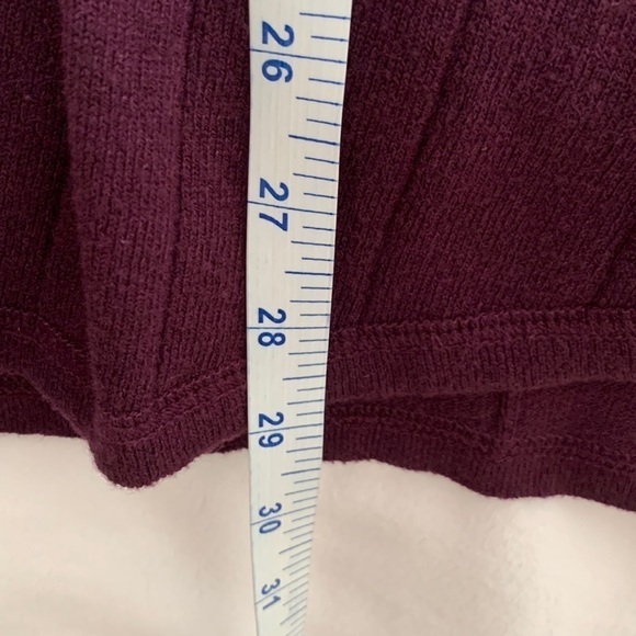 Romans Dark Purple Ribbed Tunic with Decorative Buttons. Size 22/24 (1X) - Picture 7 of 9